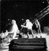 [Ian, Ronno and Overend live (b/w)]