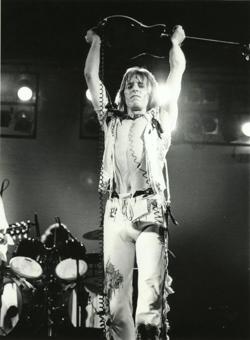 Mick Ronson on stage