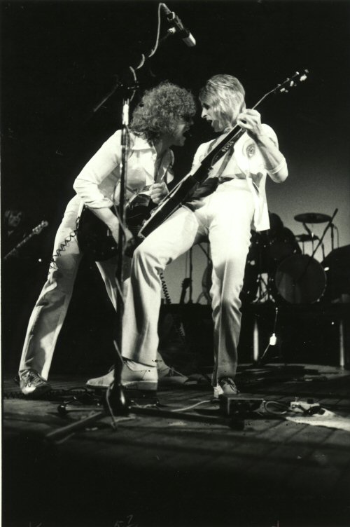 Ian Hunter and Mick Ronson live in 1975