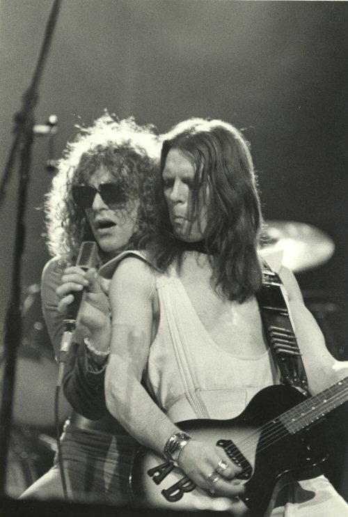 Ian Hunter and Ariel Bender live