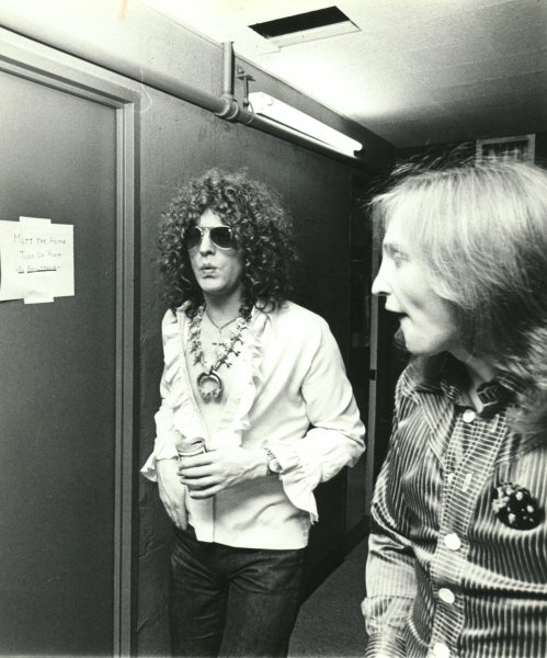 Ian Hunter and Dale Griffin backstage